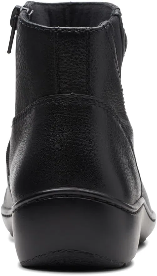 Clarks Women's Cora Derby Ankle Boot