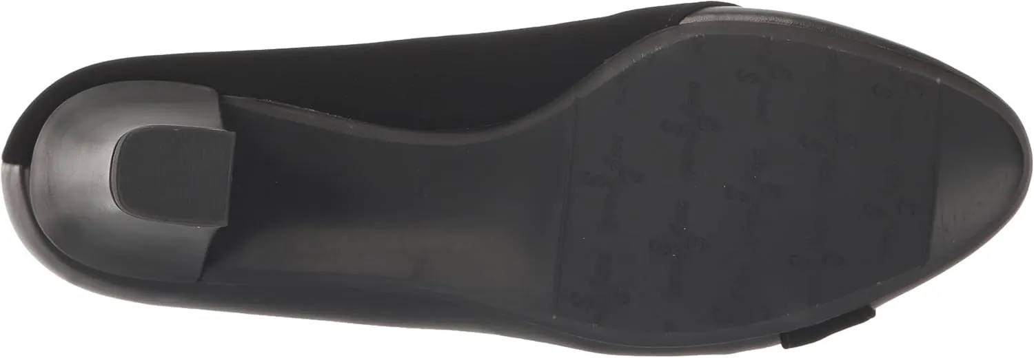 Easy Street Women's Arya Pump