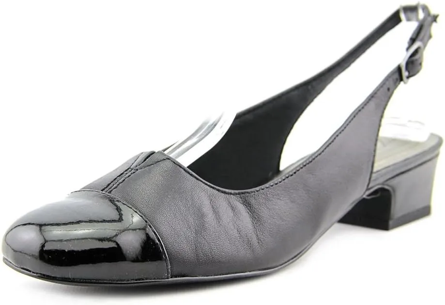 Trotters Women's DEA Pump
